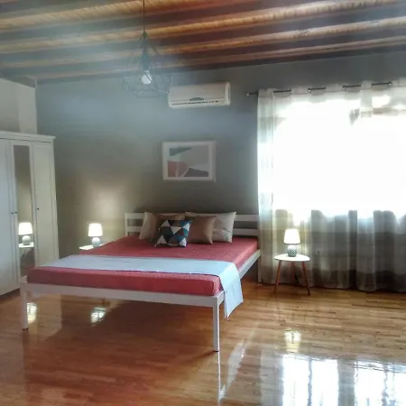 Grivas House דירה *